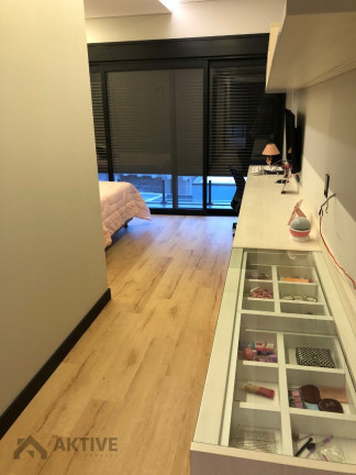 Imagem Casa de Condomínio com 4 Quartos à Venda, 460 m² em Granja Viana - Cotia Imagem Casa de Condomínio com 4 Quartos à Venda, 460 m² em Granja Viana - Cotia
