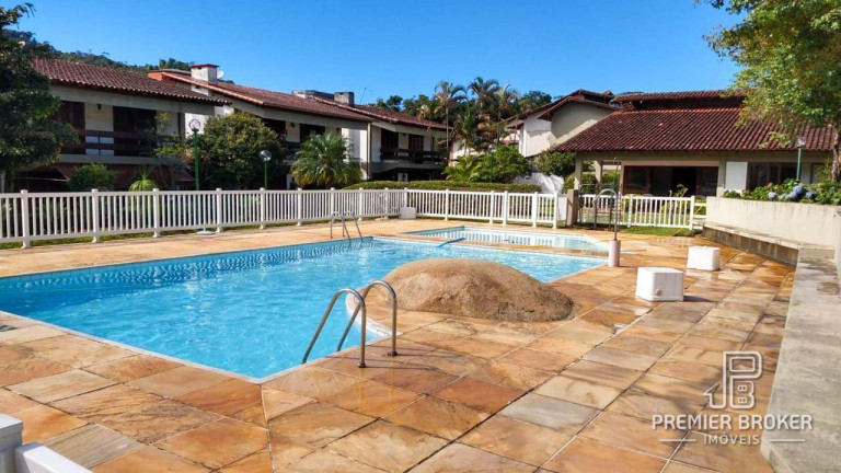 Imagem Casa com 4 Quartos à Venda, 163 m² em Alto - Teresópolis Imagem Casa com 4 Quartos à Venda, 163 m² em Alto - Teresópolis