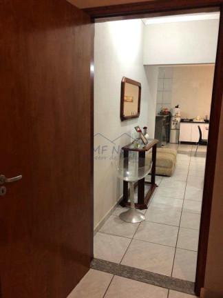 Imagem Casa com 1 Quarto à Venda, 300 m² em Jardim Rosim - Pirassununga Imagem Casa com 1 Quarto à Venda, 300 m² em Jardim Rosim - Pirassununga