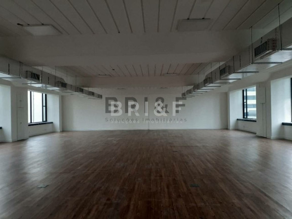 Imóvel Comercial à Venda, 375 m² em Cidade Monções - São Paulo
