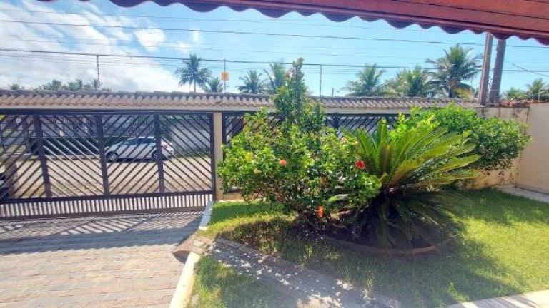 Imagem Casa com 3 Quartos à Venda, 360 m² em Stella Maris - Peruíbe Imagem Casa com 3 Quartos à Venda, 360 m² em Stella Maris - Peruíbe