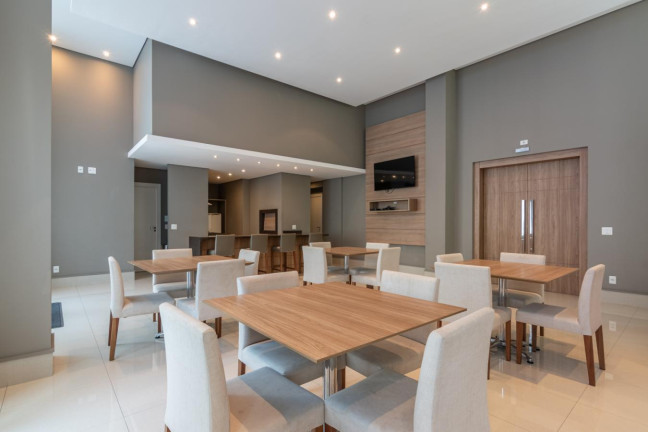 Imagem Apartamento com 3 Quartos à Venda, 96 m² em Mercês - Curitiba