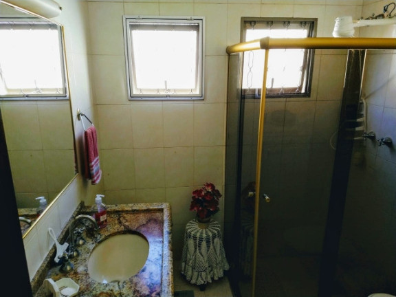 Imagem Casa com 3 Quartos à Venda, 260 m² em Bauru Imagem Casa com 3 Quartos à Venda, 260 m² em Bauru