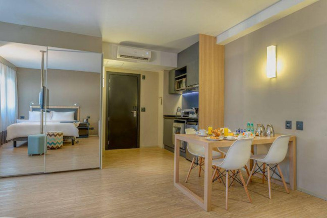 Imagem Apartamento com 1 Quarto à Venda, 56 m²