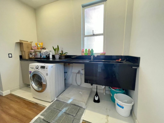 Imagem Imóvel com 3 Quartos à Venda, em Moinhos De Vento - Porto Alegre Imagem Imóvel com 3 Quartos à Venda, em Moinhos De Vento - Porto Alegre