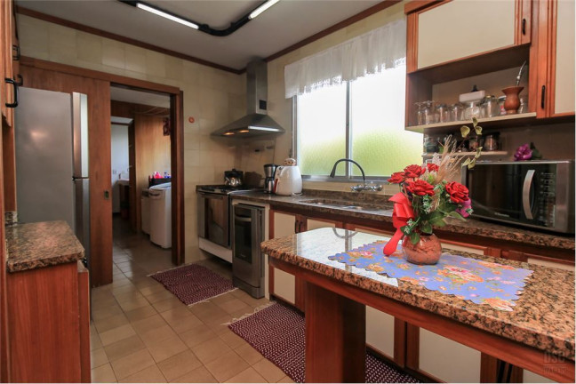 Imagem Apartamento com 4 Quartos à Venda, 217 m² em Higienópolis - Porto Alegre Imagem Apartamento com 4 Quartos à Venda, 217 m² em Higienópolis - Porto Alegre