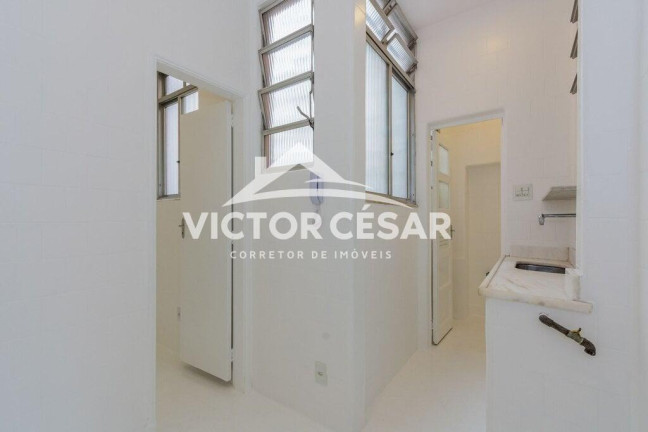 Imagem Apartamento com 1 Quarto à Venda, 48 m² em Copacabana - Rio De Janeiro Imagem Apartamento com 1 Quarto à Venda, 48 m² em Copacabana - Rio De Janeiro