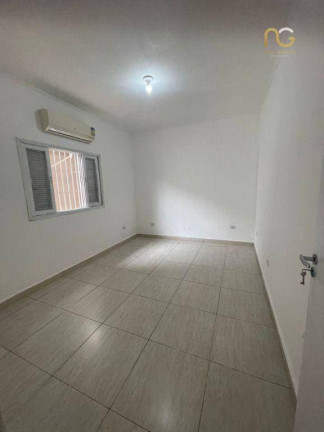 Imagem Casa com 1 Quarto à Venda, 40 m² em Vila Assunção - Praia Grande Imagem Casa com 1 Quarto à Venda, 40 m² em Vila Assunção - Praia Grande