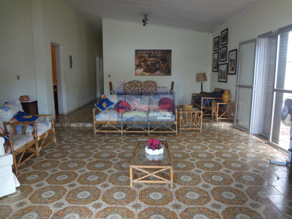 Imagem Casa com 4 Quartos para Temporada, 180 m² em Enseada - Guarujá Imagem Casa com 4 Quartos para Temporada, 180 m² em Enseada - Guarujá