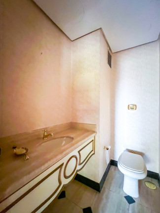 Imagem Apartamento com 3 Quartos à Venda, 321 m² em Moinhos De Vento - Porto Alegre
