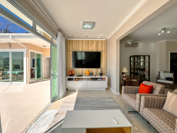 Imagem Casa de Condomínio com 4 Quartos à Venda, 701 m² em Córrego Grande - Florianópolis
