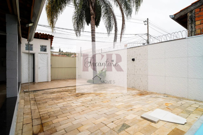 Imagem Casa com 3 Quartos à Venda, 300 m² em Central - Araçoiaba Da Serra