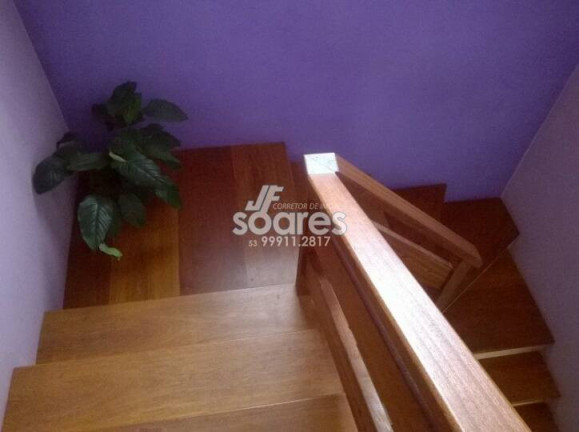 Imagem Sobrado com 3 Quartos à Venda, 228 m² em Laranjal - Pelotas Imagem Sobrado com 3 Quartos à Venda, 228 m² em Laranjal - Pelotas