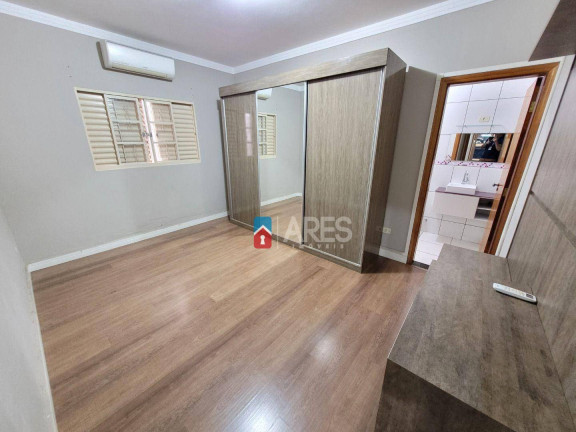 Imagem Casa com 3 Quartos à Venda, 131 m² em Parque Residencial Jaguari - Americana Imagem Casa com 3 Quartos à Venda, 131 m² em Parque Residencial Jaguari - Americana