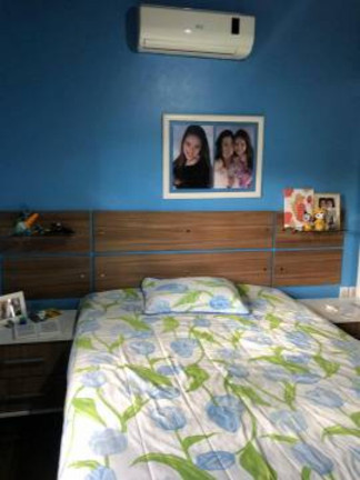 Imagem Casa com 3 Quartos à Venda, 167 m² em Sarandi - Porto Alegre Imagem Casa com 3 Quartos à Venda, 167 m² em Sarandi - Porto Alegre