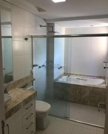 Imagem Apartamento com 3 Quartos à Venda, 129 m² em Centro - Balneário Camboriú Imagem Apartamento com 3 Quartos à Venda, 129 m² em Centro - Balneário Camboriú