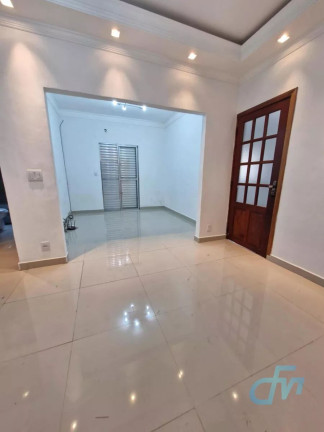 Imagem Casa com 2 Quartos à Venda, 333 m² em Vila Lavínia - Mogi Das Cruzes Imagem Casa com 2 Quartos à Venda, 333 m² em Vila Lavínia - Mogi Das Cruzes