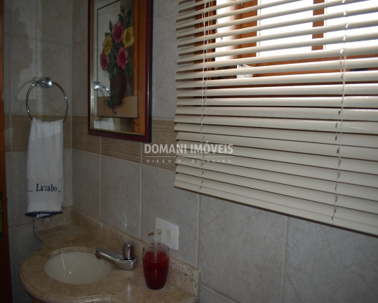 Imagem Casa com 4 Quartos à Venda, 260 m² em Região Do Jaguaribe - Campos Do Jordão Imagem Casa com 4 Quartos à Venda, 260 m² em Região Do Jaguaribe - Campos Do Jordão