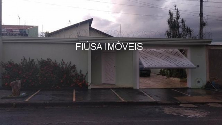 Imagem Casa com 3 Quartos à Venda, 220 m² em Jardim Palmares - Ribeirão Preto Imagem Casa com 3 Quartos à Venda, 220 m² em Jardim Palmares - Ribeirão Preto