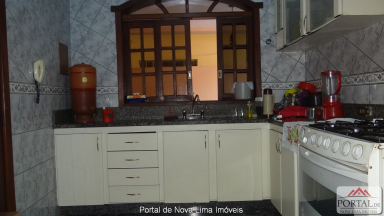 Imagem Casa com 4 Quartos à Venda,  em Centro - Nova Lima