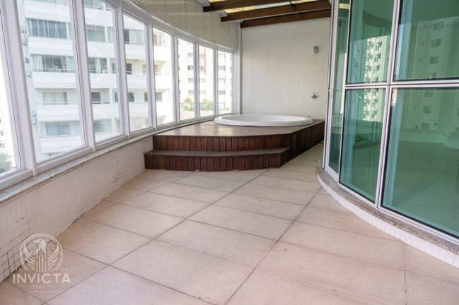 Imagem Apartamento com 3 Quartos à Venda, 254 m² em Centro - Balneário Camboriú Imagem Apartamento com 3 Quartos à Venda, 254 m² em Centro - Balneário Camboriú