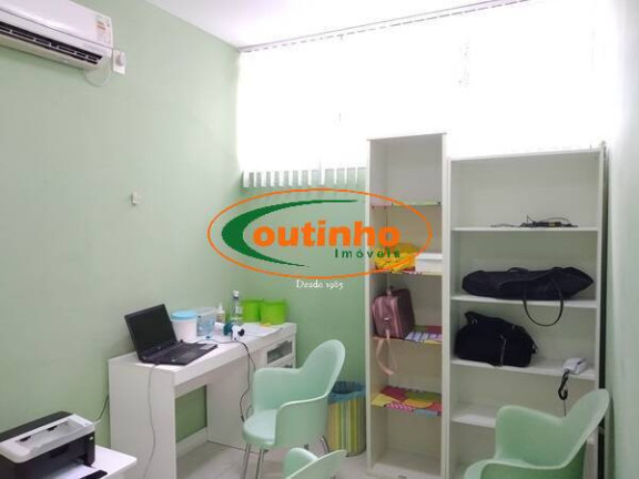 Imagem Casa com 6 Quartos à Venda, 170 m² em Vila Isabel - Rio De Janeiro Imagem Casa com 6 Quartos à Venda, 170 m² em Vila Isabel - Rio De Janeiro