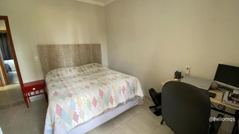 Imagem Sobrado com 3 Quartos à Venda, 140 m² em Vila Margarida - Campo Grande