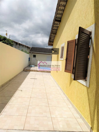 Imagem Casa com 3 Quartos à Venda, 360 m² em Pontal De Santa Marina - Caraguatatuba Imagem Casa com 3 Quartos à Venda, 360 m² em Pontal De Santa Marina - Caraguatatuba