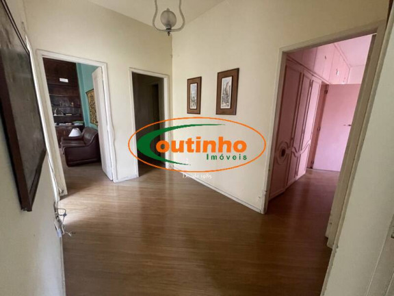 Imagem Apartamento com 4 Quartos à Venda, 240 m² em Tijuca - Rio De Janeiro Imagem Apartamento com 4 Quartos à Venda, 240 m² em Tijuca - Rio De Janeiro