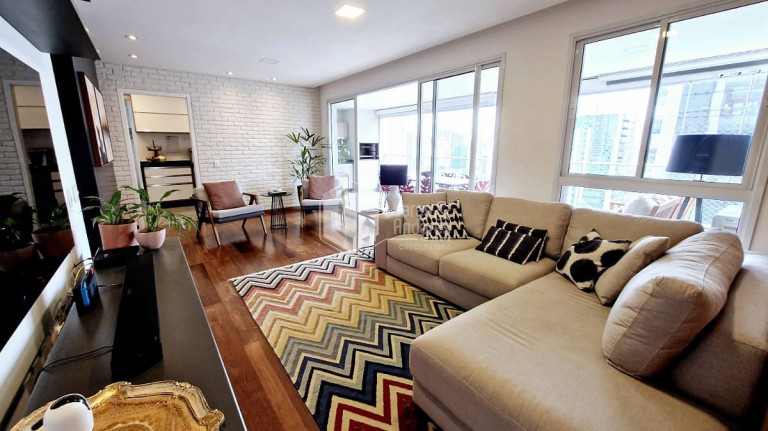Imagem Apartamento com 3 Quartos à Venda, 134 m² em Cidade Monções - São Paulo