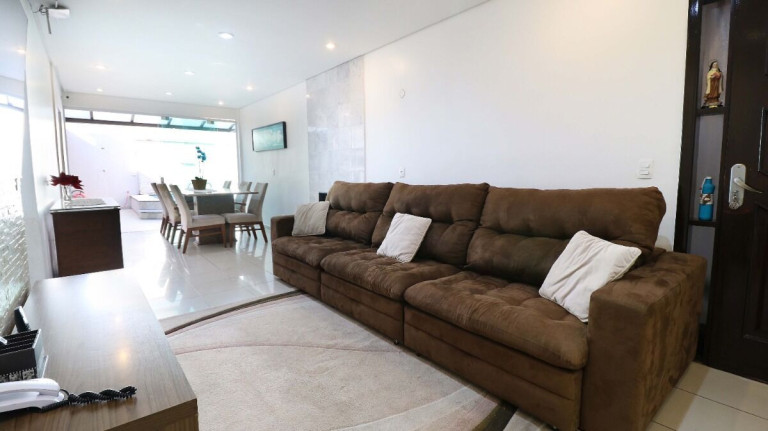 Imagem Casa de Condomínio com 3 Quartos à Venda, 168 m² em Jardim Virginia Bianca - São Paulo