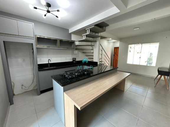 Imagem Sobrado com 2 Quartos à Venda, 96 m² em Ingleses Do Rio Vermelho - Florianópolis