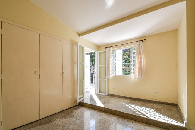 Imagem Casa com 4 Quartos à Venda, em Vila Congonhas - São Paulo Imagem Casa com 4 Quartos à Venda, em Vila Congonhas - São Paulo