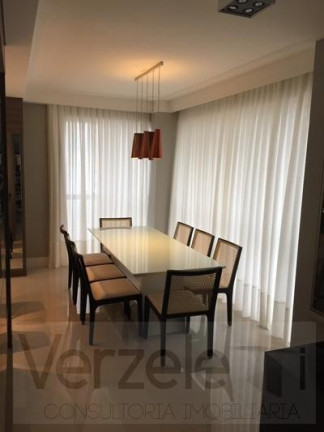 Imagem Apartamento com 3 Quartos à Venda, 136 m² em Centro - Balneário Camboriú Imagem Apartamento com 3 Quartos à Venda, 136 m² em Centro - Balneário Camboriú
