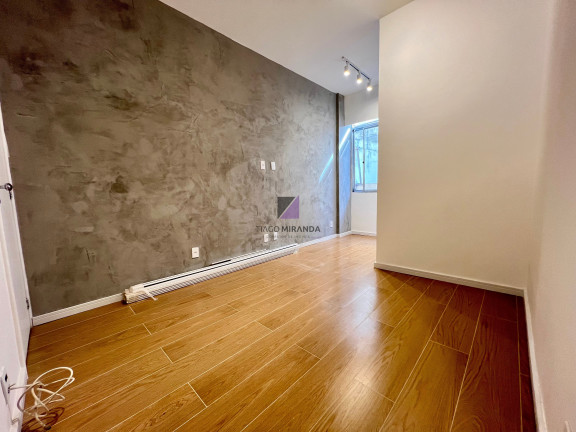 Imagem Imóvel com 1 Quarto à Venda, 38 m² em Copacabana - Rio De Janeiro Imagem Imóvel com 1 Quarto à Venda, 38 m² em Copacabana - Rio De Janeiro