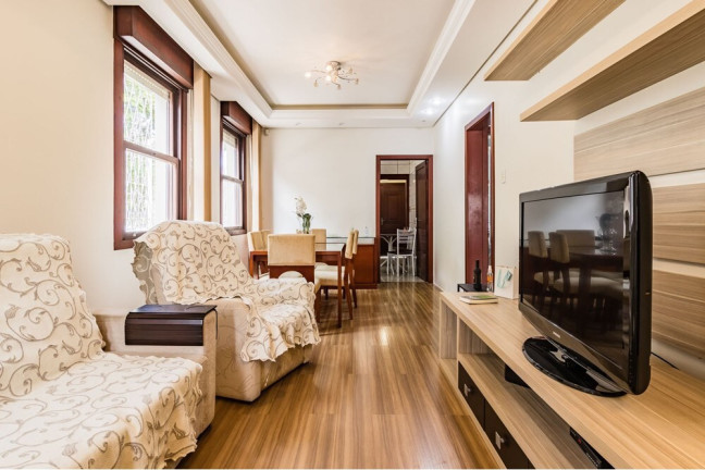 Imagem Casa com 2 Quartos à Venda, 250 m² em Vila Ipiranga - Porto Alegre Imagem Casa com 2 Quartos à Venda, 250 m² em Vila Ipiranga - Porto Alegre