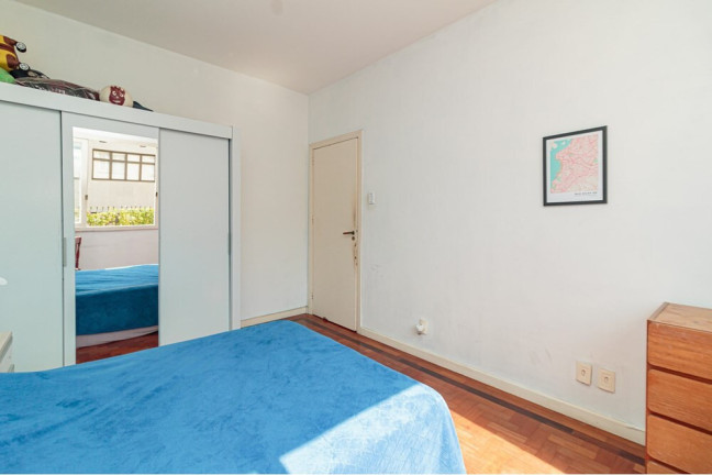 Imagem Imóvel com 2 Quartos à Venda, 63 m² em Santa Cecília - Porto Alegre Imagem Imóvel com 2 Quartos à Venda, 63 m² em Santa Cecília - Porto Alegre