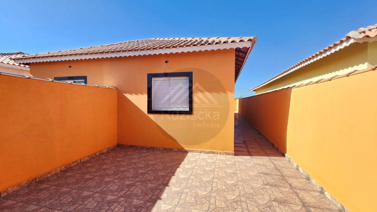 Casa com 2 Quartos à Venda, 125 m² em Balneário Tupy - Itanhaém