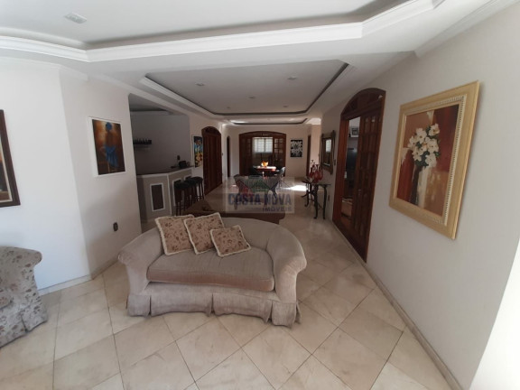 Imagem Casa com 4 Quartos à Venda, 607 m²