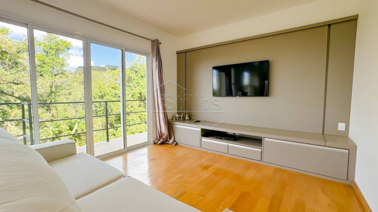 Imagem Casa de Condomínio com 4 Quartos à Venda, 500 m² em Alto Do Capivari - Campos Do Jordão Imagem Casa de Condomínio com 4 Quartos à Venda, 500 m² em Alto Do Capivari - Campos Do Jordão