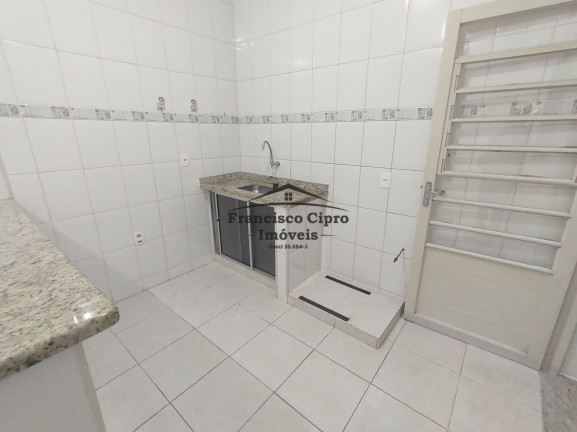 Imagem Kitnet com 6 Quartos à Venda, 210 m² em Vila Eliana Maria - Vila Molica - Guaratinguetá Imagem Kitnet com 6 Quartos à Venda, 210 m² em Vila Eliana Maria - Vila Molica - Guaratinguetá