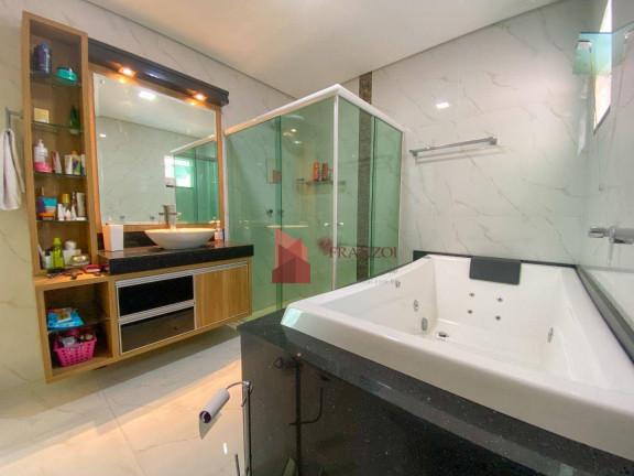 Imagem Sobrado com 4 Quartos à Venda, 170 m² em São João - Itajaí Imagem Sobrado com 4 Quartos à Venda, 170 m² em São João - Itajaí