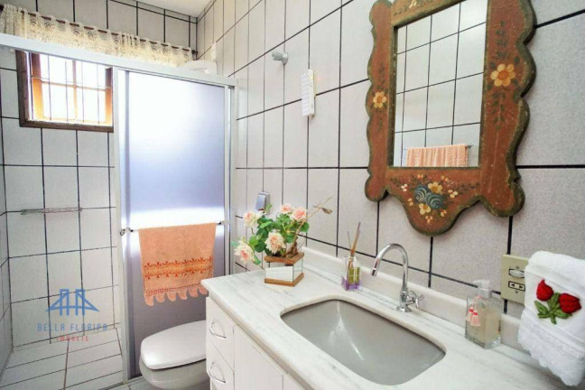 Imagem Casa com 3 Quartos à Venda, 220 m² em Ingleses Do Rio Vermelho - Florianópolis Imagem Casa com 3 Quartos à Venda, 220 m² em Ingleses Do Rio Vermelho - Florianópolis