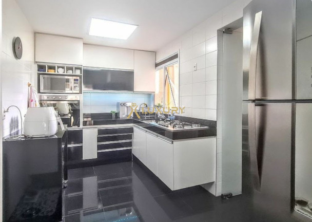 Imagem Imóvel com 3 Quartos à Venda, 137 m² em Vila Da Serra - Nova Lima Imagem Imóvel com 3 Quartos à Venda, 137 m² em Vila Da Serra - Nova Lima