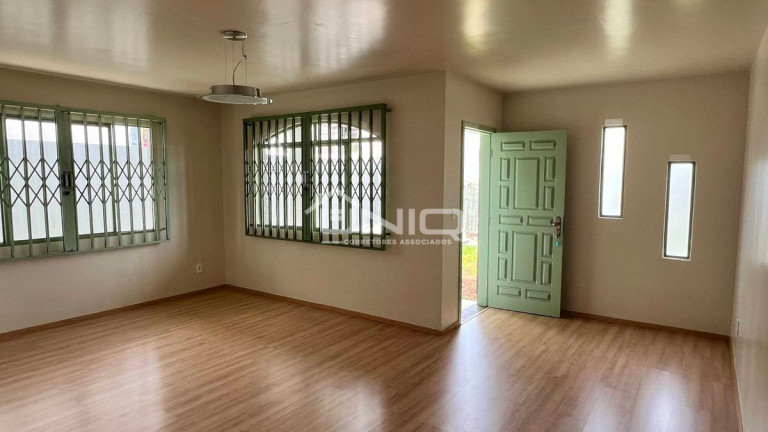 Imagem Casa com 3 Quartos à Venda, em Centro - Pato Branco Imagem Casa com 3 Quartos à Venda, em Centro - Pato Branco