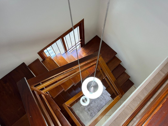 Imagem Casa com 3 Quartos à Venda, em Moinhos De Vento - Canoas Imagem Casa com 3 Quartos à Venda, em Moinhos De Vento - Canoas