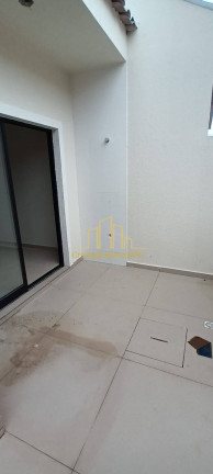 Imagem Sobrado com 3 Quartos à Venda, em Bairro Baraúna - Ponta Grossa Imagem Sobrado com 3 Quartos à Venda, em Bairro Baraúna - Ponta Grossa