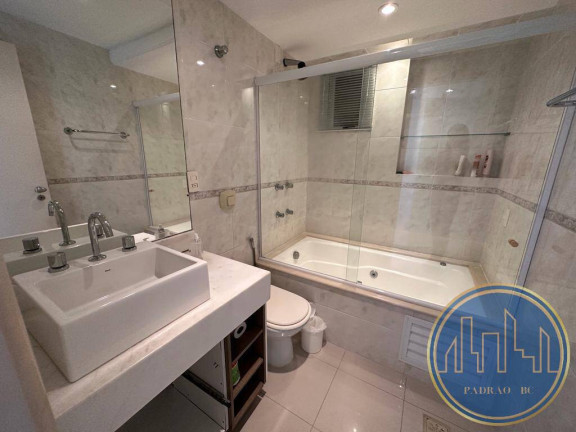 Imagem Apartamento com 4 Quartos para Temporada,  em Barra Sul - Balneário Camboriú