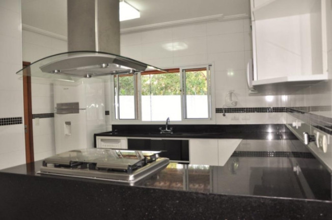 Imagem Casa com 4 Quartos à Venda, 270 m² em Chácara Dos Junqueiras - Carapicuíba Imagem Casa com 4 Quartos à Venda, 270 m² em Chácara Dos Junqueiras - Carapicuíba