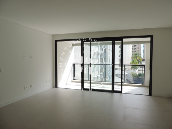 Imagem Apartamento com 3 Quartos à Venda, 107 m² em Centro - Florianópolis Imagem Apartamento com 3 Quartos à Venda, 107 m² em Centro - Florianópolis